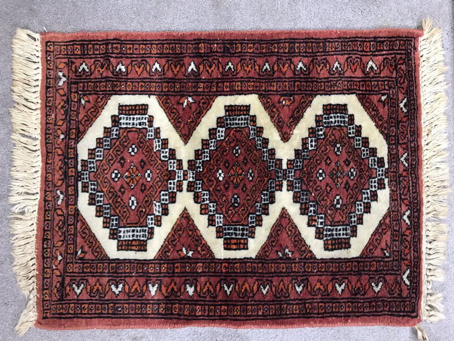Vintage Hand Knotted Wool Rug Made In Pakistan 2'2' X 1'7' [Photo 5]