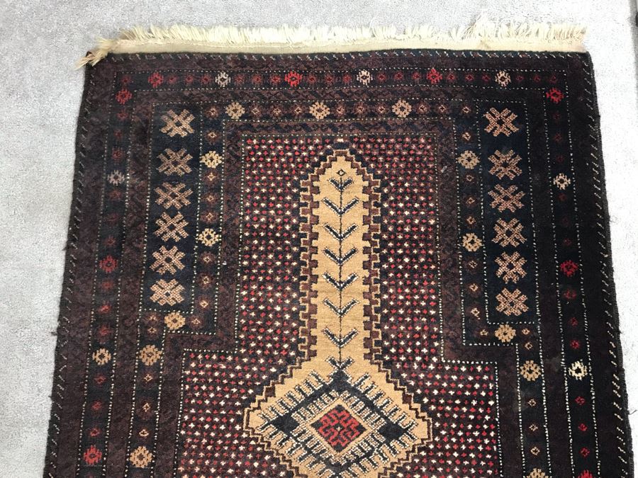 Vintage Hand Knotted Wool Persian Area Rug 5'2' X 3'2' [Photo 6]
