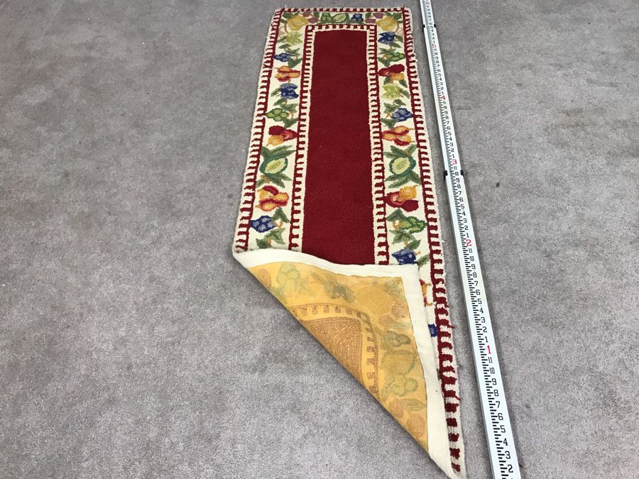 Vintage Hooked Rug Runner 6' X 1'10' [Photo 7]