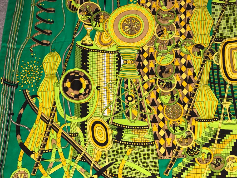 100% Wool Pashmina Scarf 4' X 4' [Photo 6]