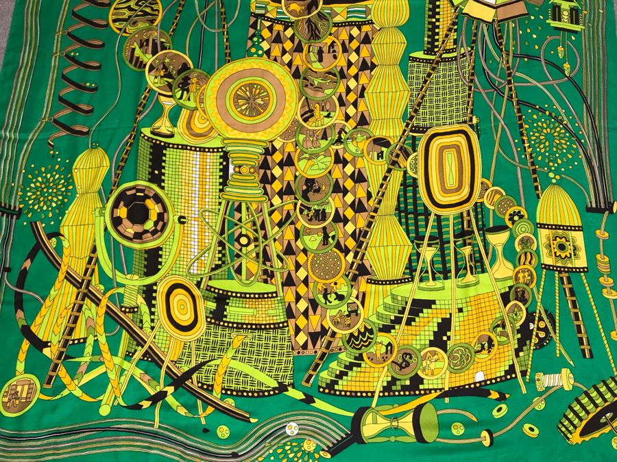 100% Wool Pashmina Scarf 4' X 4' [Photo 5]