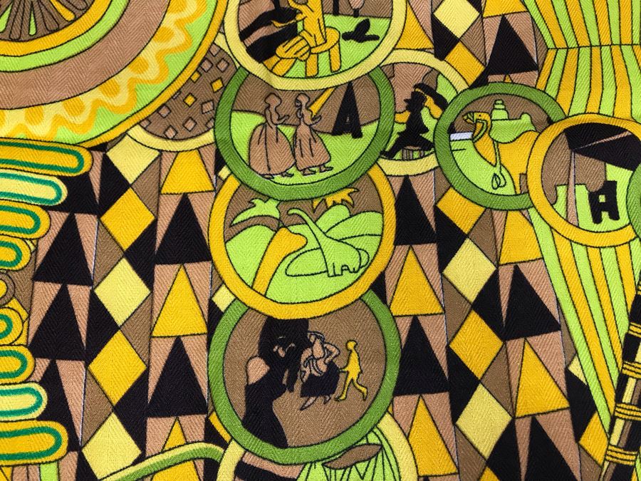 100% Wool Pashmina Scarf 4' X 4' [Photo 12]