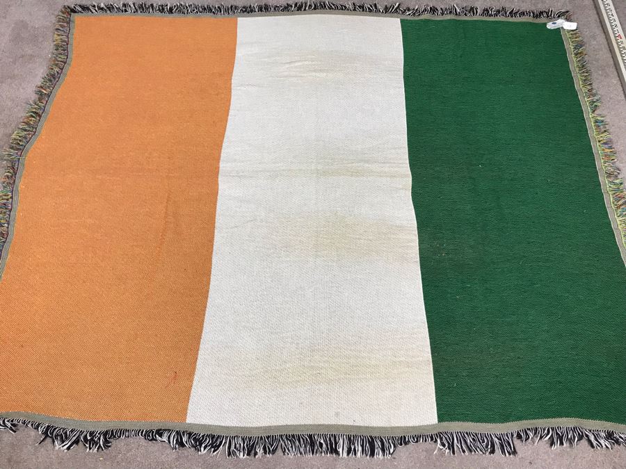 New Loom Craft Irish Flag Throw Blanket 5'2' X 4'3' [Photo 3]