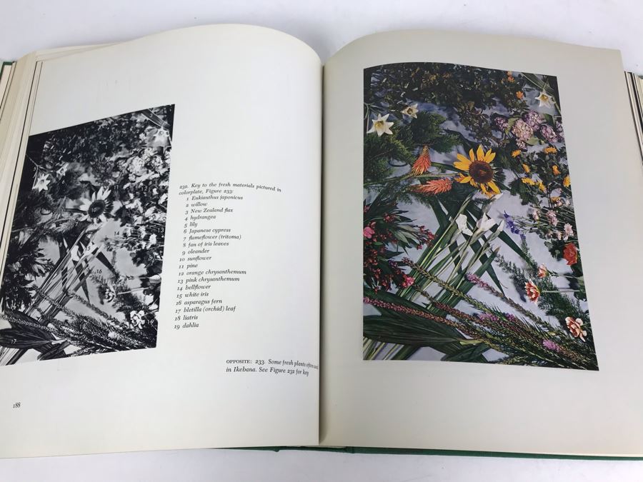 The Art Of Arranging Flowers Coffee Table Book By Shozo Sato [Photo 7]