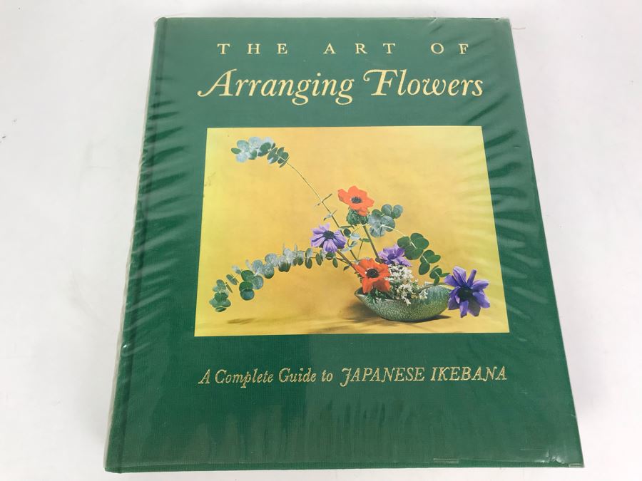 The Art Of Arranging Flowers Coffee Table Book By Shozo Sato [Photo 1]