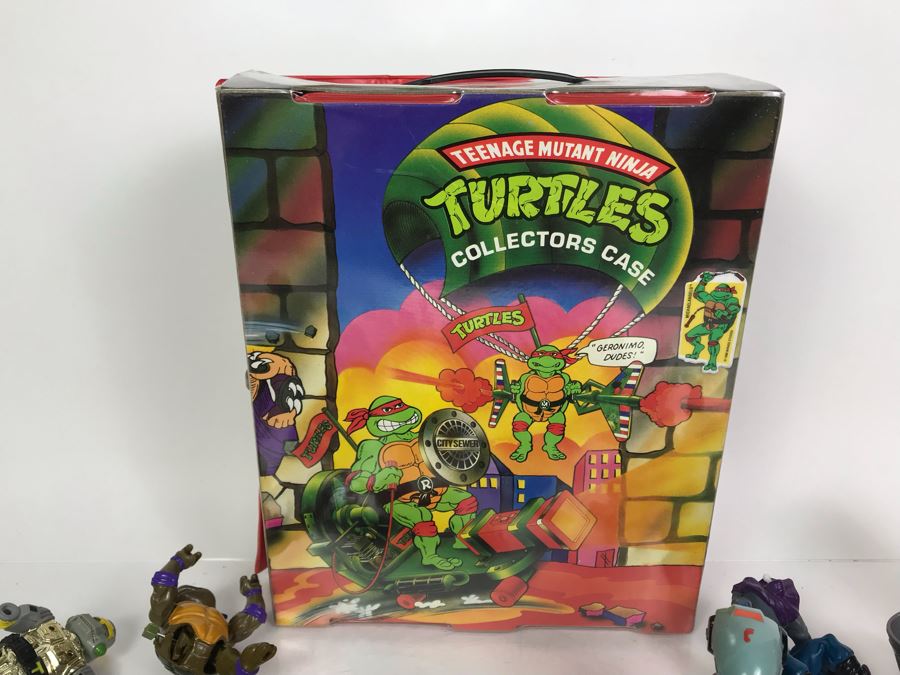 Collection Of Vintage 1988, 1989 Teenage Mutant Ninja Turtles Action 