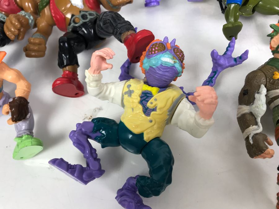 Collection Of Vintage 1988, 1989 Teenage Mutant Ninja Turtles Action Figures With Collectors Case - See Photos [Photo 13]