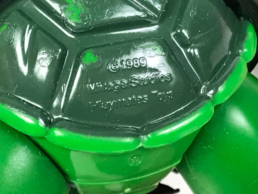 Collection Of Vintage 1988, 1989 Teenage Mutant Ninja Turtles Action Figures With Collectors Case - See Photos [Photo 24]