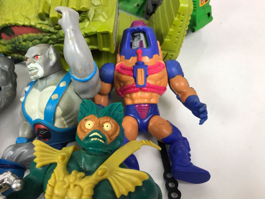 Collection Of Vintage He-Man Action Figures And Vehicles 1981, 1982 ...