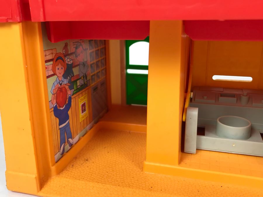 Vintage Fisher-Price Playhouses Toys Fire Station [Photo 16]