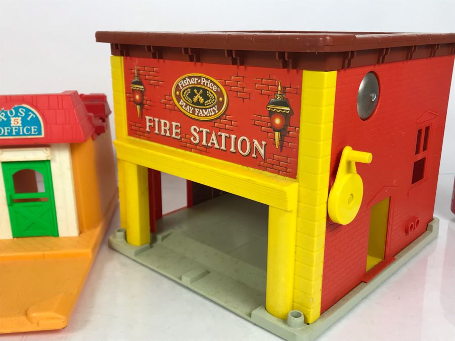 Vintage Fisher-Price Playhouses Toys Fire Station [Photo 7]