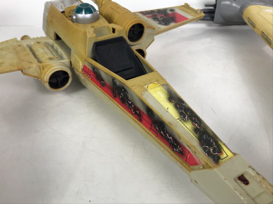 Set Of (4) Original Star Wars Toys - Well Played With And Missing Parts Set Of (4) Original Star Wars Toys - Well Played With And Missing Parts - 1978, 1979 And 1984 Kenner [Photo 31]