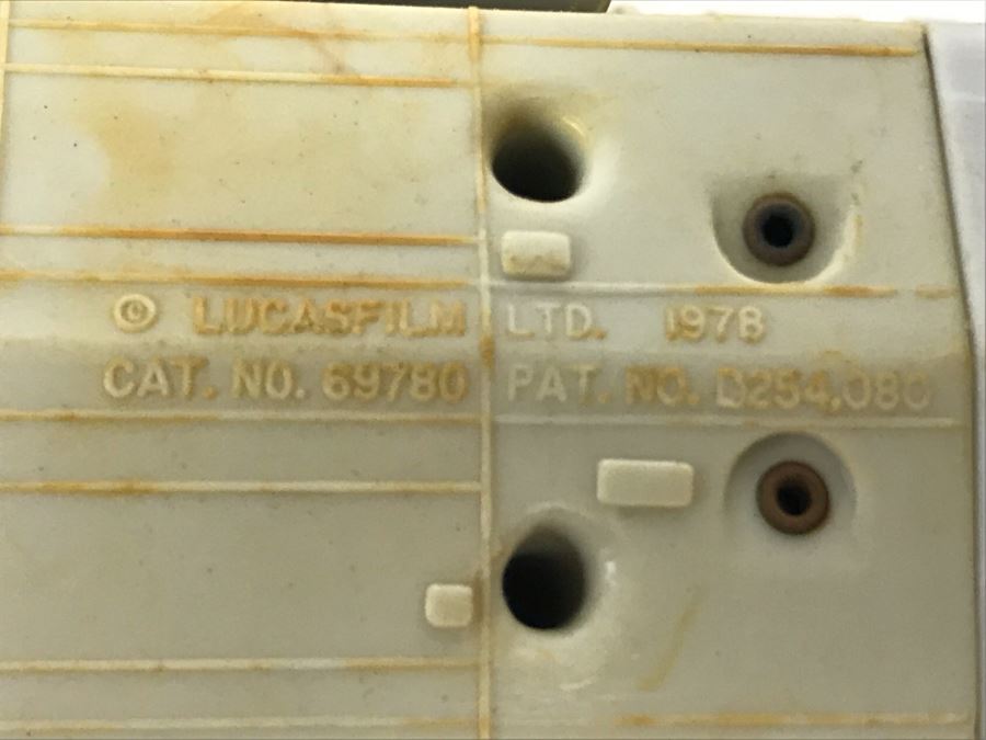 Set Of (4) Original Star Wars Toys - Well Played With And Missing Parts Set Of (4) Original Star Wars Toys - Well Played With And Missing Parts - 1978, 1979 And 1984 Kenner [Photo 36]