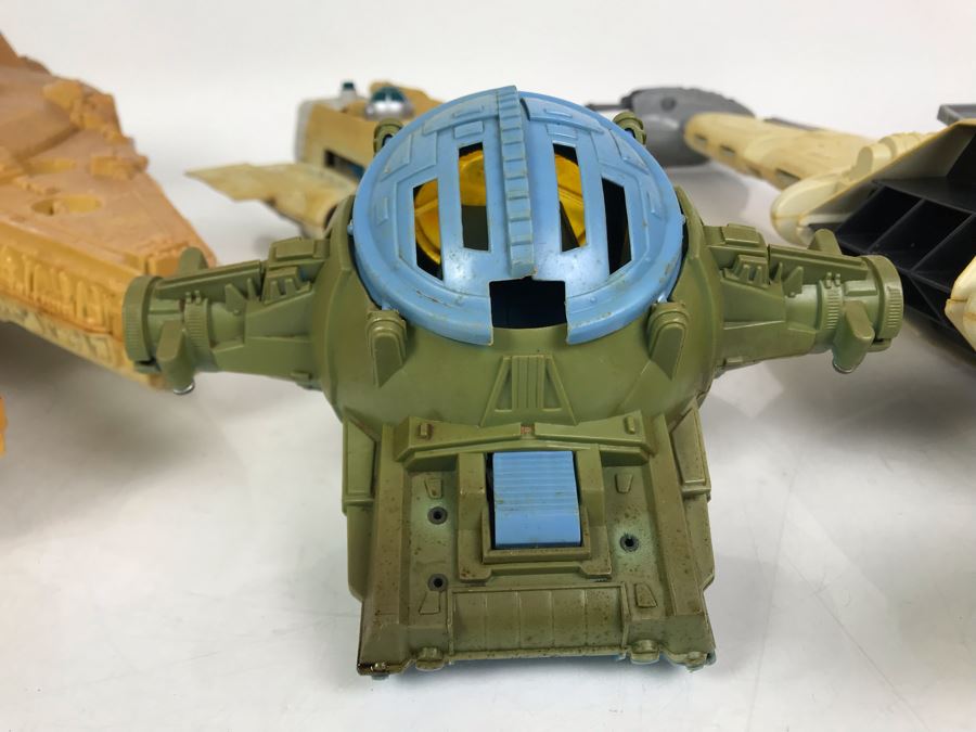 Set Of (4) Original Star Wars Toys - Well Played With And Missing Parts Set Of (4) Original Star Wars Toys - Well Played With And Missing Parts - 1978, 1979 And 1984 Kenner [Photo 24]