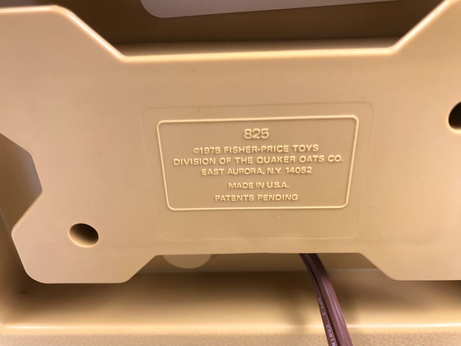 Working Fisher-Price Portable Record Player With Star Wars Record [Photo 7]