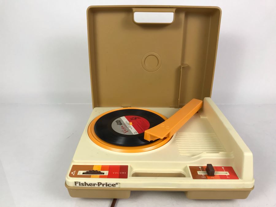 Working Fisher-Price Portable Record Player With Star Wars Record [Photo 1]