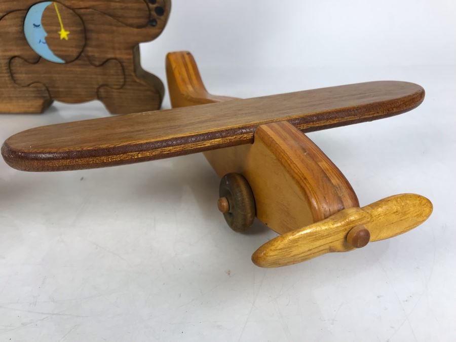 Pair Of Wooden Airplanes And Wooden Bear Puzzle [Photo 8]