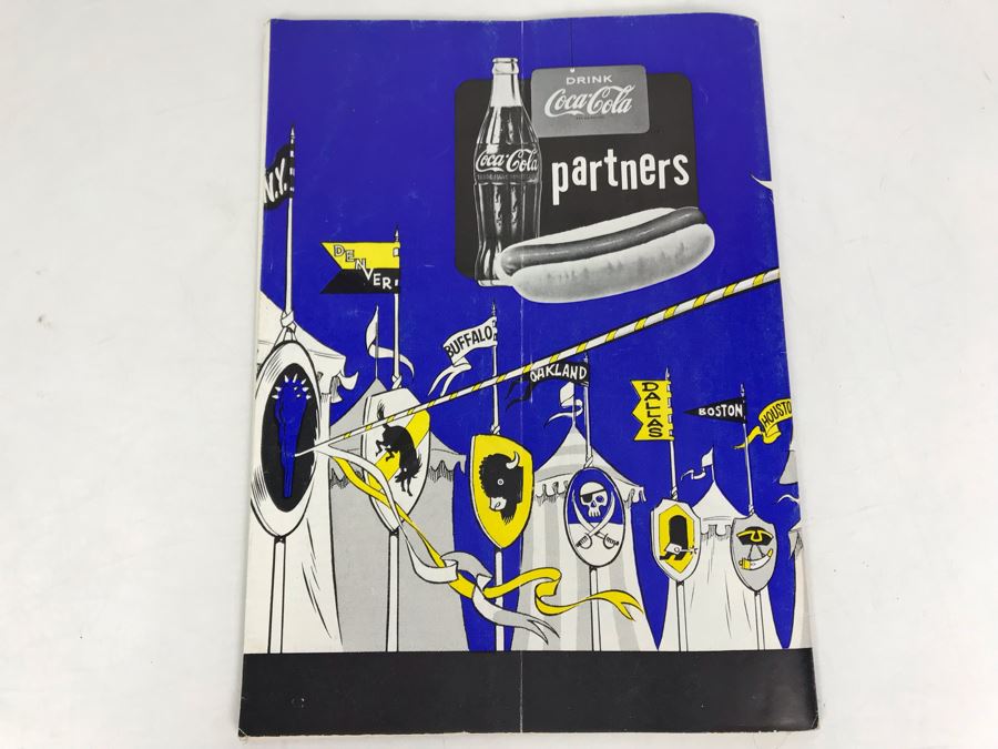 Vintage 1960 Los Angeles Chargers / New York Titans AFL Professional Football Program [Photo 26]