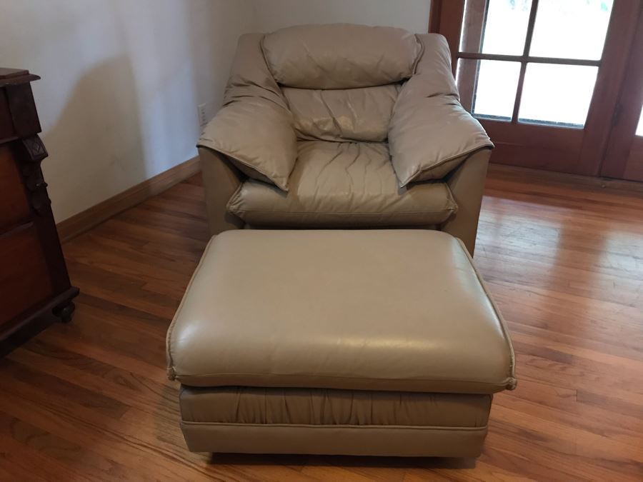 Emerson Leather Armchair With Matching Ottoman Top Grain Leather - LJE [Photo 3]