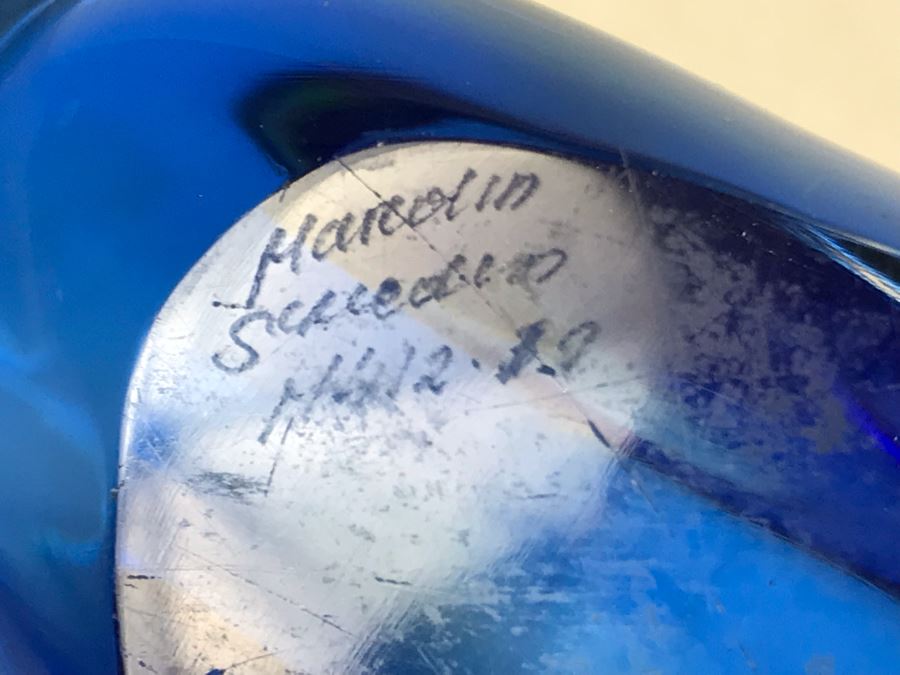 Signed Sweden Studio Art Glass Whale Figurine - LJE [Photo 10]