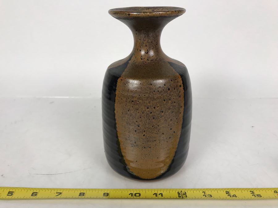 Signed Mid-Century Art Pottery Vase 7H [Photo 6]
