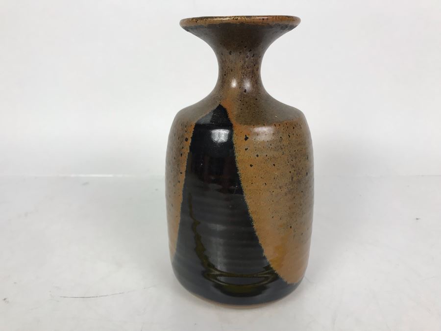 Signed Mid-Century Art Pottery Vase 7H [Photo 5]