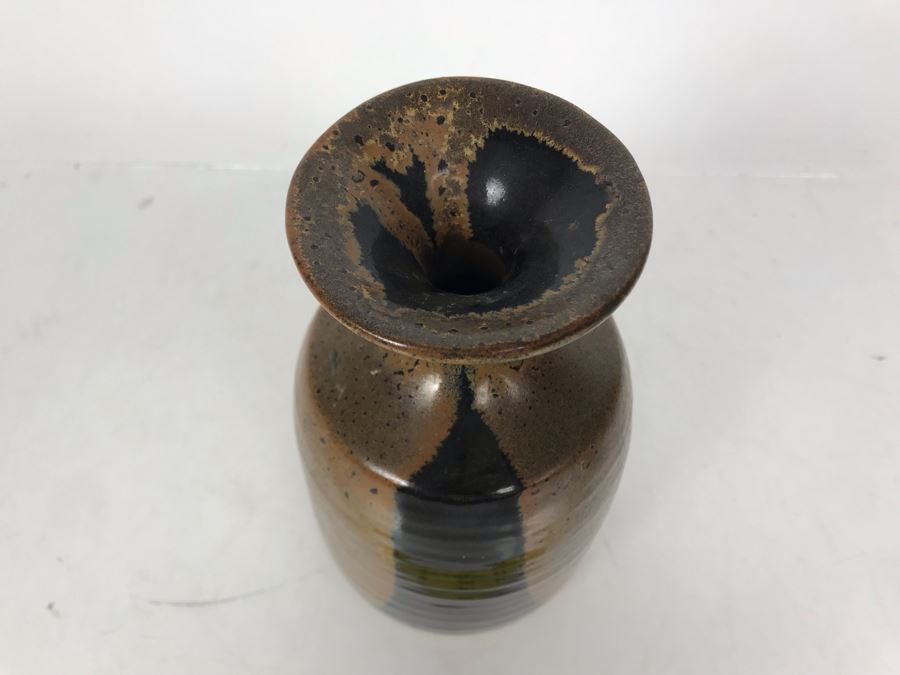 Signed Mid-Century Art Pottery Vase 7H [Photo 3]
