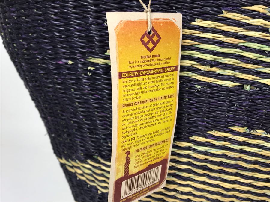 JUST ADDED - Pair Of Alaffia Handwoven African Grass Basket And Zulu Telephone Wire Woven South African Bowl [Photo 8]