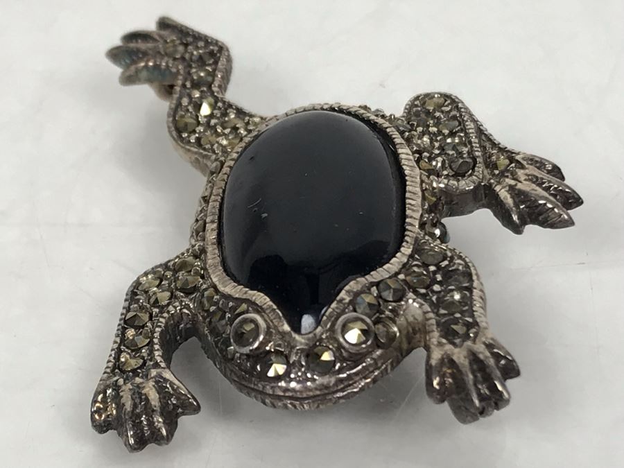 JUST ADDED - Vintage Sterling Silver Frog Pendant With Marcasites And Black Onyx Stone 10g [Photo 6]