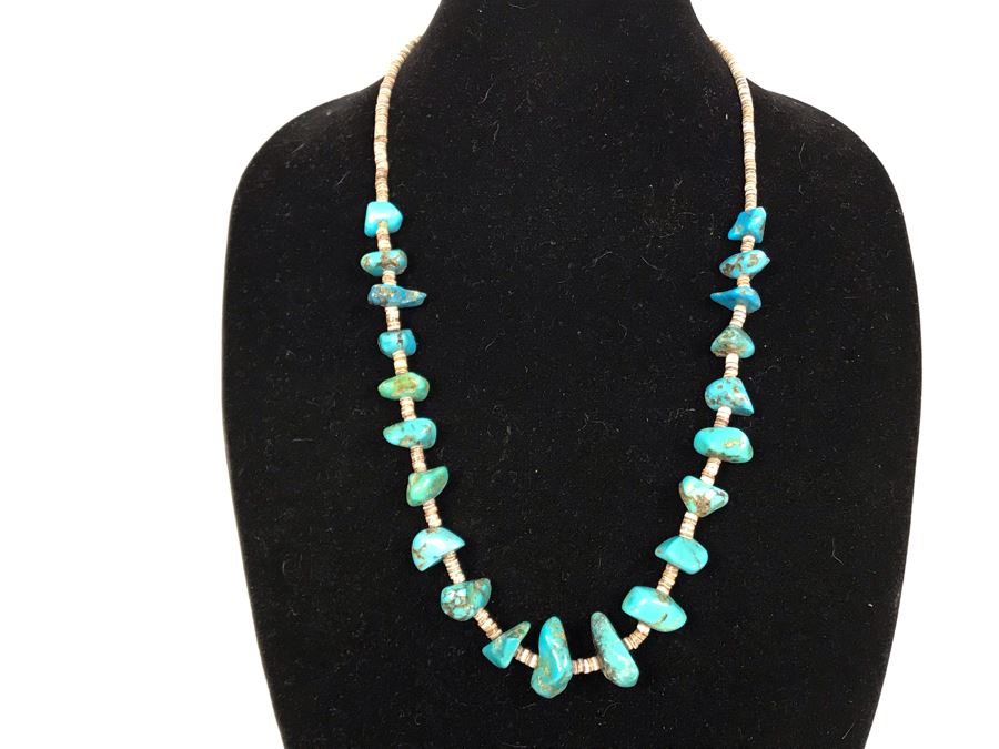 JUST ADDED - Stunning Native American Turquoise And Shell Necklace [Photo 3]