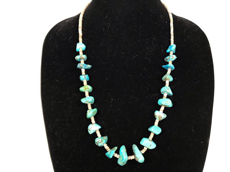 JUST ADDED - Stunning Native American Turquoise And Shell Necklace [Photo 4]
