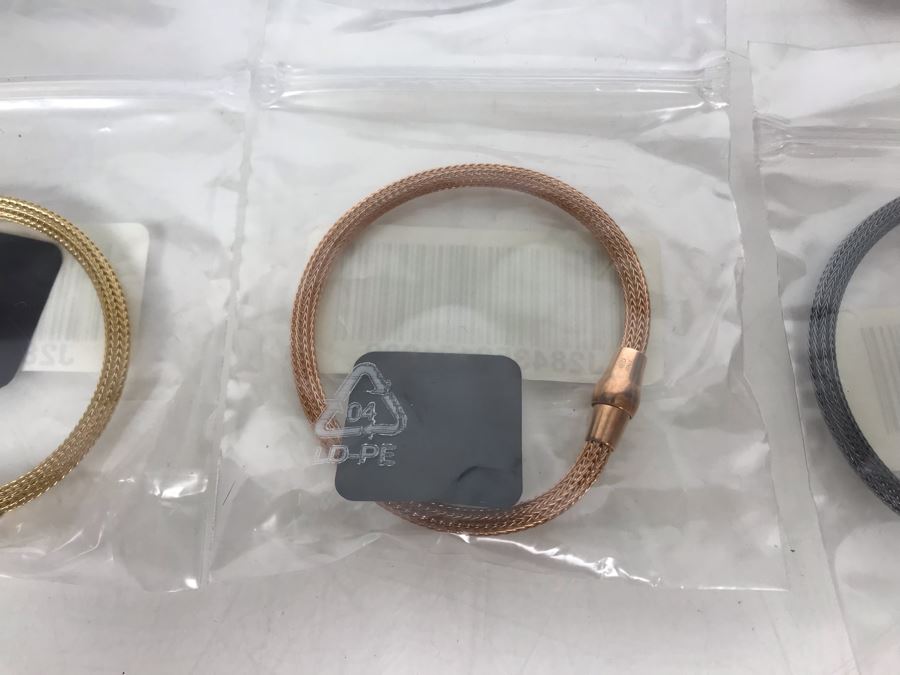 JUST ADDED - Collection Of (8) New Sterling Silver Milor Italy Braided Bracelets 46g [Photo 4]