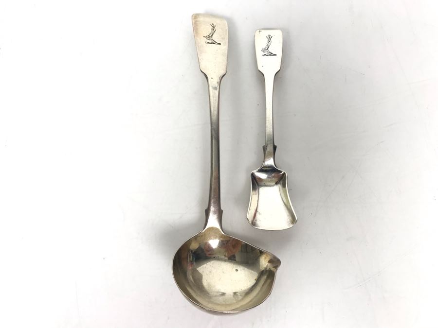 JUST ADDED - Pair Of Antique Irish Sterling Silver Serving Pieces 40g [Photo 3]