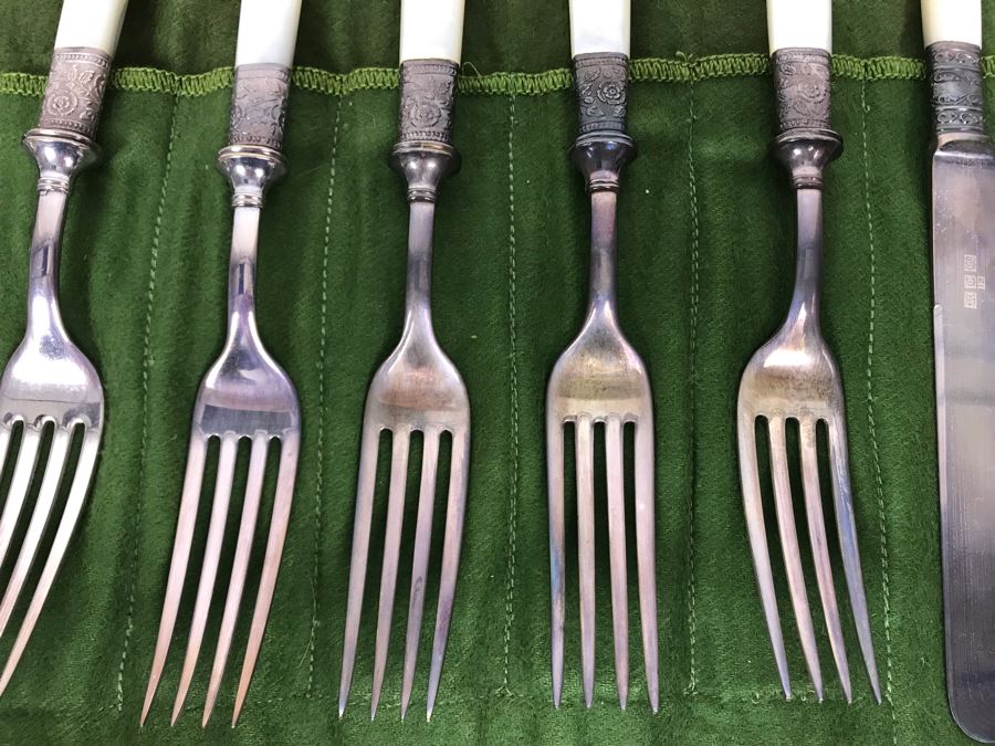 JUST ADDED - (6) Sterling Silver Forks With Mother Of Pearl Handles And (6) Sterling Silver Knives With Mother Of Pearl Handles 358g [Photo 8]