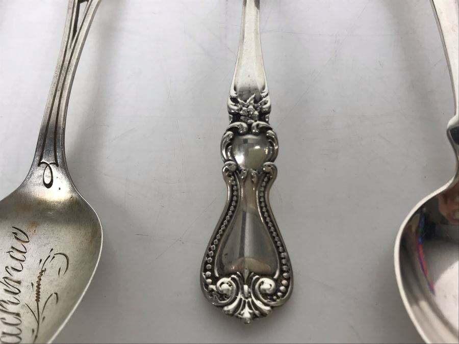 JUST ADDED - (9) Sterling Silver Mainly English Flatware Spoons And Fork With Vintage Teaspoons Storage Cloth 130g - See Photos [Photo 6]