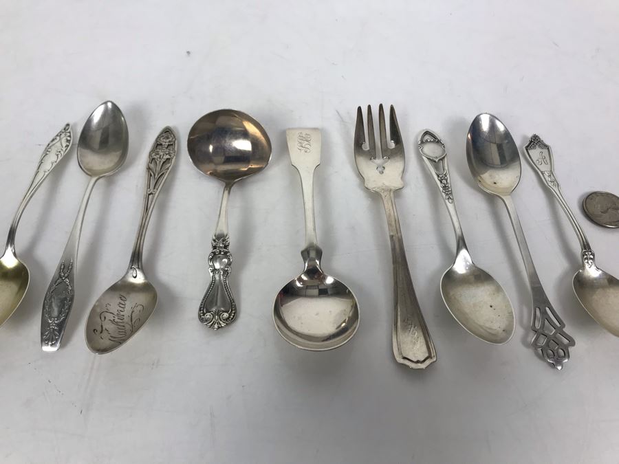 JUST ADDED - (9) Sterling Silver Mainly English Flatware Spoons And Fork With Vintage Teaspoons Storage Cloth 130g - See Photos [Photo 2]