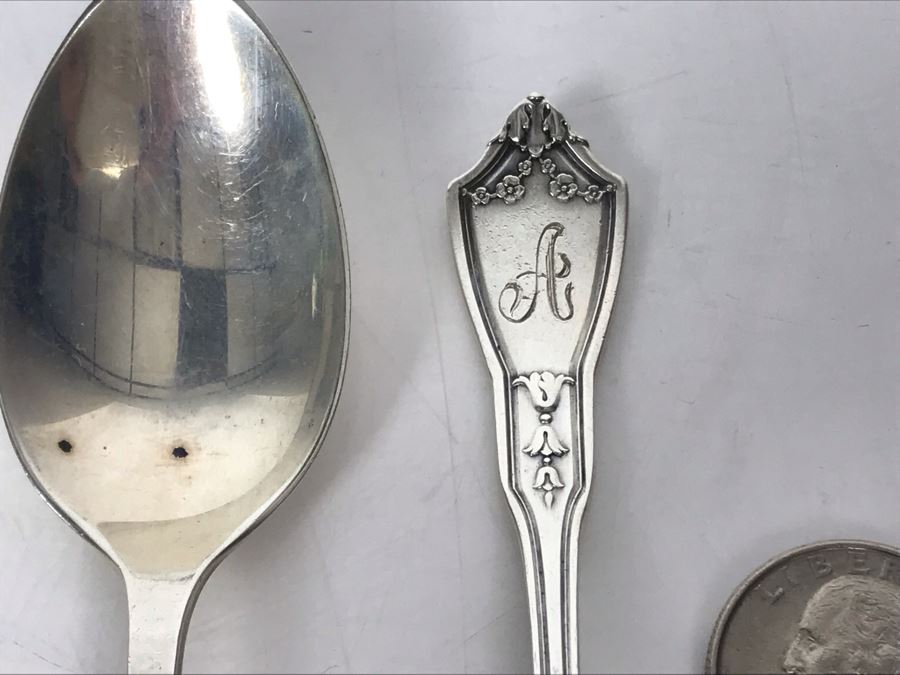 JUST ADDED - (9) Sterling Silver Mainly English Flatware Spoons And Fork With Vintage Teaspoons Storage Cloth 130g - See Photos [Photo 3]