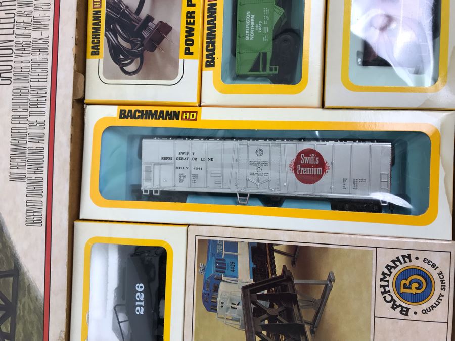 JUST ADDED - Bachmann 17 Piece Bridge & Trestle Train Set - Appears Never Used [Photo 5]