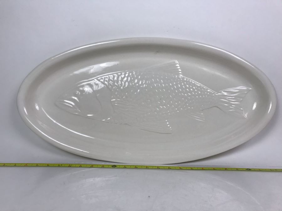 JUST ADDED - El Camino Products Inc White Fish Platter Made In USA 25 X 12