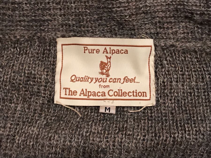 JUST ADDED - Pure Alpaca Sweater Size M [Photo 2]