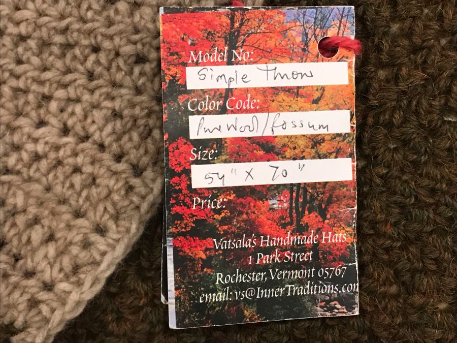 JUST ADDED - New With Tags Vatsala's Throw Made In Vermont 54 X 60 [Photo 4]