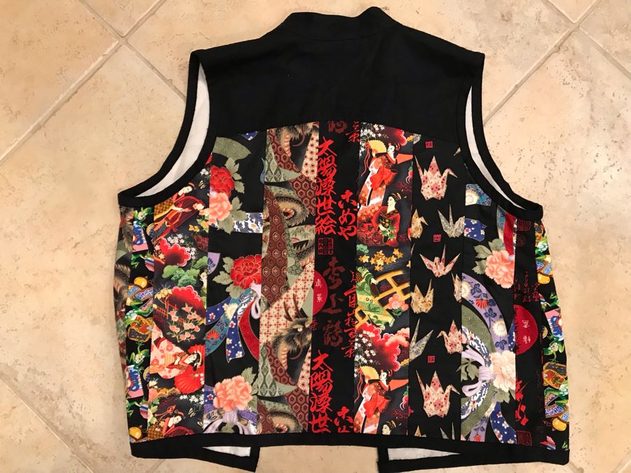 JUST ADDED - Women's Japanese Style Vest Size M [Photo 3]