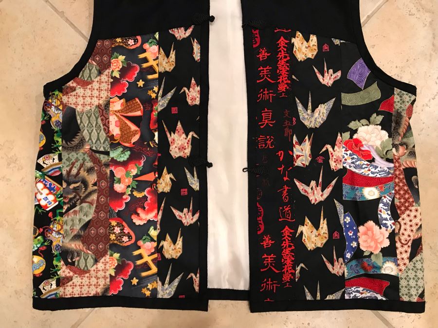 JUST ADDED - Women's Japanese Style Vest Size M [Photo 2]