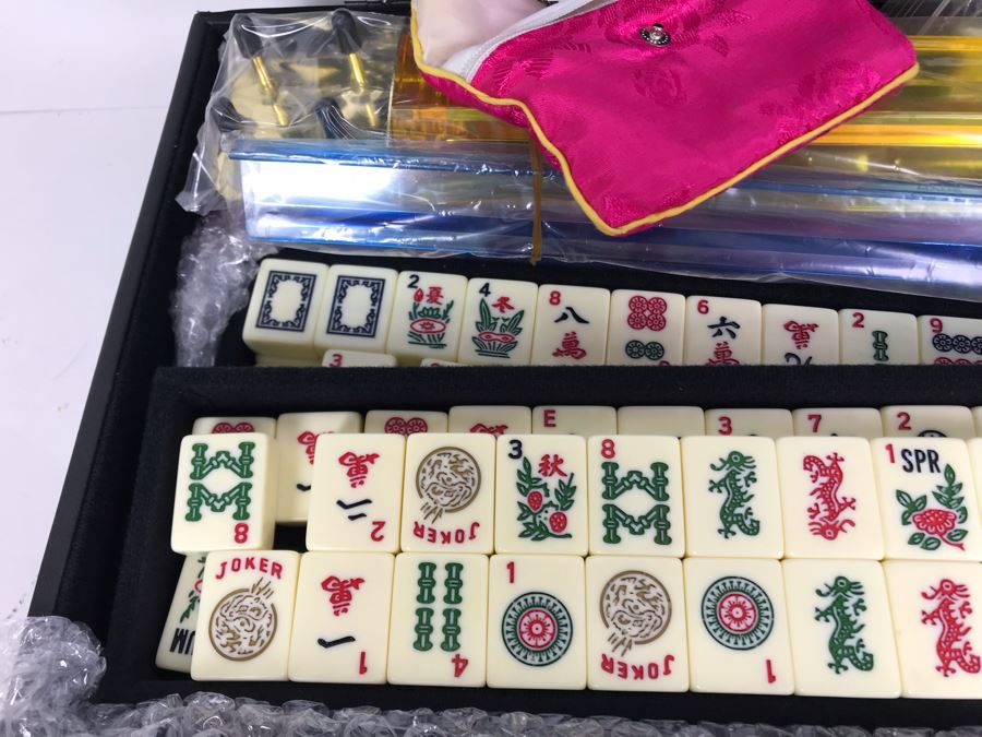 Contemporary Chinese Mah Jongg Set [Photo 2]