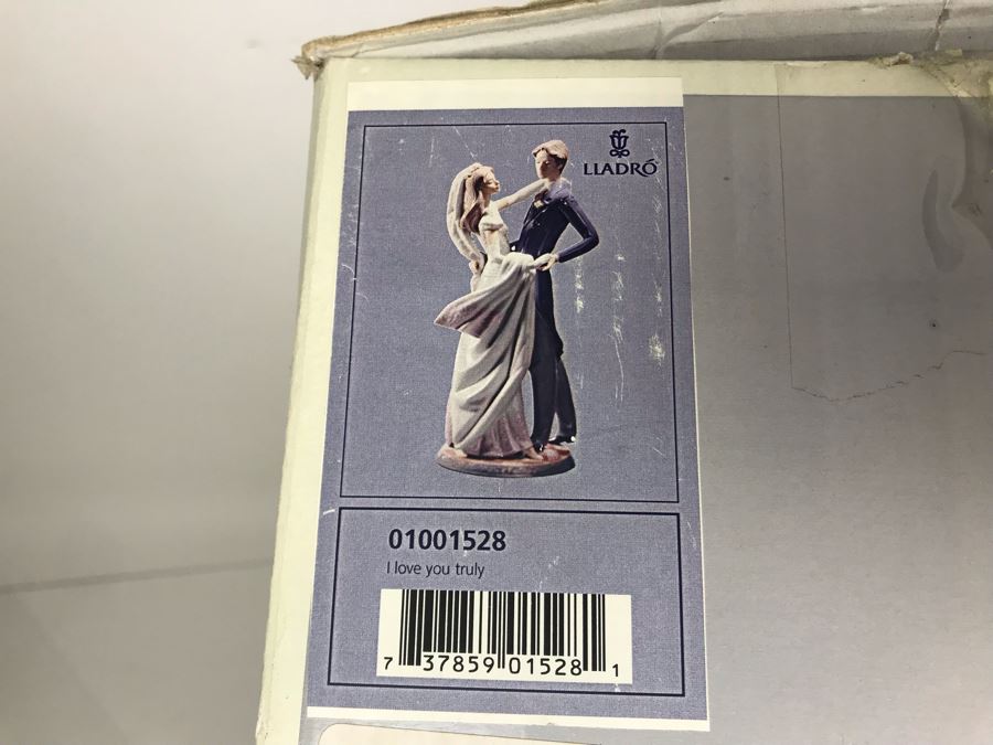 Large 14.75'H Lladro Figurine 'I Love You Truly' With Box Purchased From Pawn Stars Las Vegas Store In 2004 Before TV Show [Photo 14]