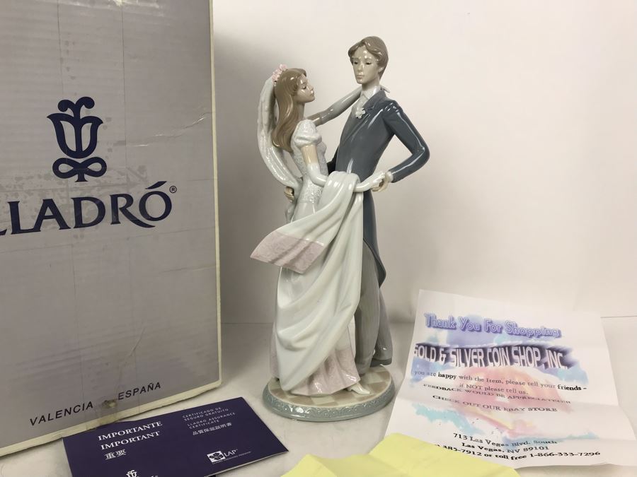 Large 14.75'H Lladro Figurine 'I Love You Truly' With Box Purchased From Pawn Stars Las Vegas Store In 2004 Before TV Show
