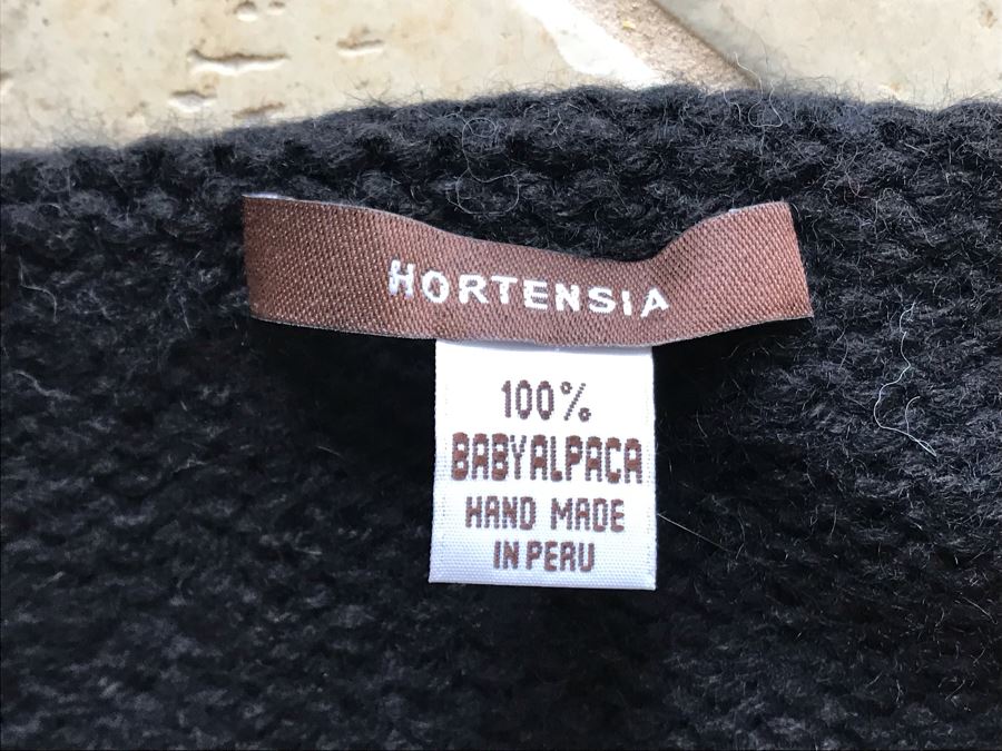 JUST ADDED - Alpaca Sweater Made In Peru By Hortensia