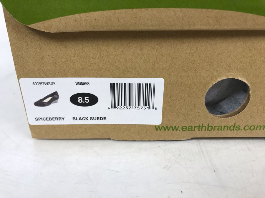 (2) New Pairs Of Earth Womens 8.5 Shoes In Black And Gray [Photo 4]