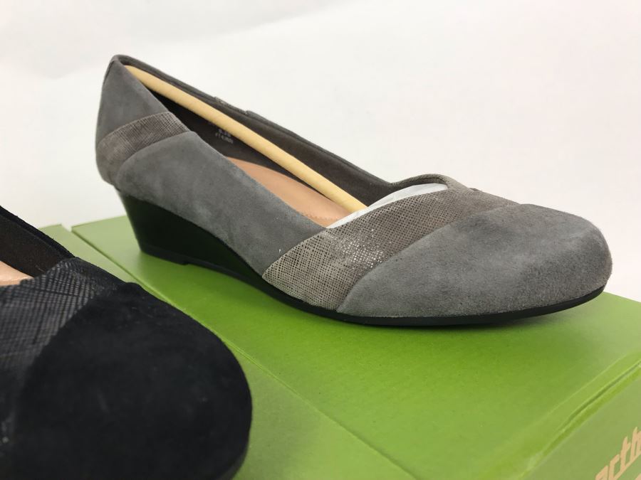 (2) New Pairs Of Earth Womens 8.5 Shoes In Black And Gray [Photo 3]