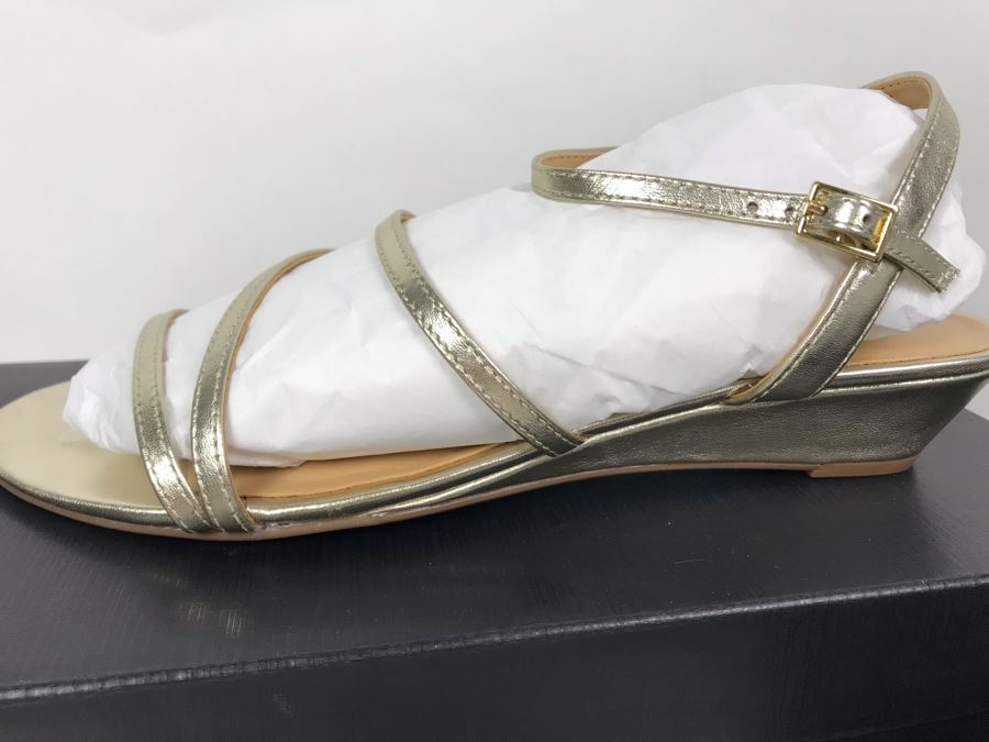 (3) New Pairs Of Talbots Womens Size 8.5 Shoes In Black, Silver And Gold [Photo 5]